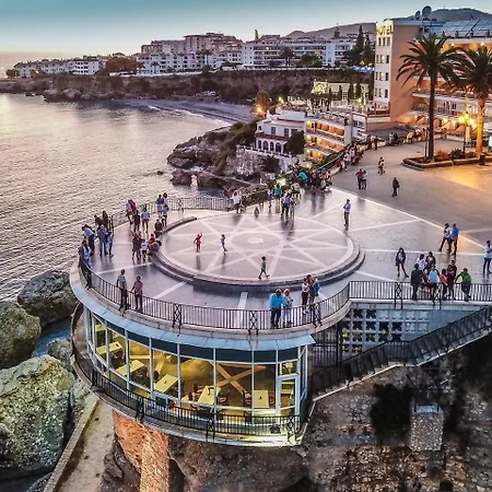 Charming In Burriana With Private Pool! Apartment