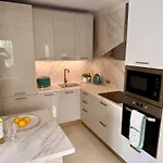 Charming In Burriana With Private Pool! Apartament Nerja