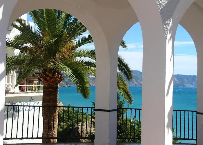Charming In Burriana With Private Pool! Nerja