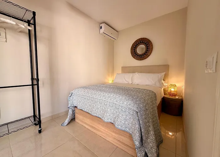 Charming In Burriana With Private Pool! Apartment Nerja